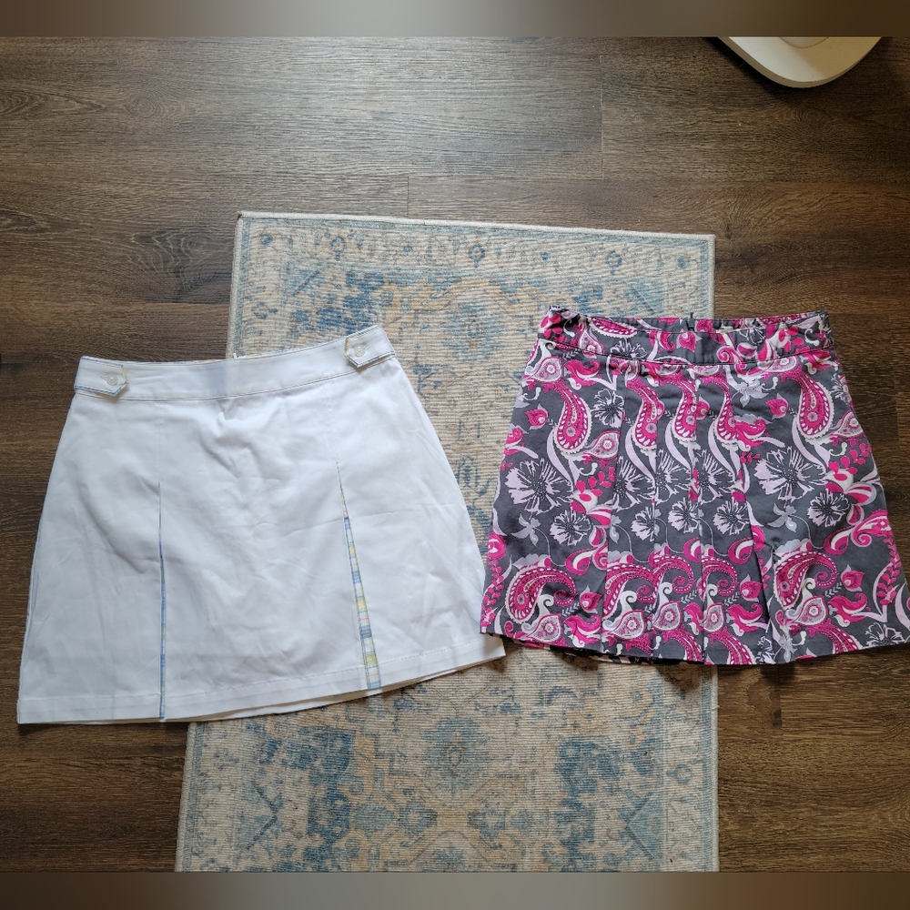 Bundle of 2 lady hagen tennis skirts size 4